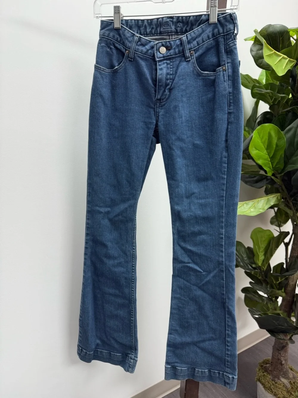 Kimes Ranch Lola Women's Flare Wide-Leg Jeans in Dark Blue - Picture 1 of 3